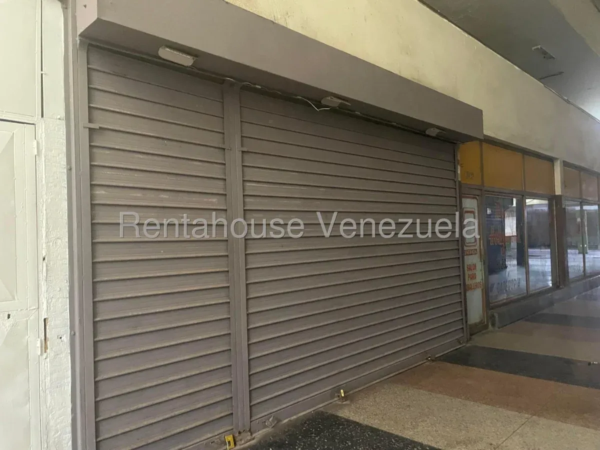 MLS #26-21542 LOCAL EN VENTA - 5
