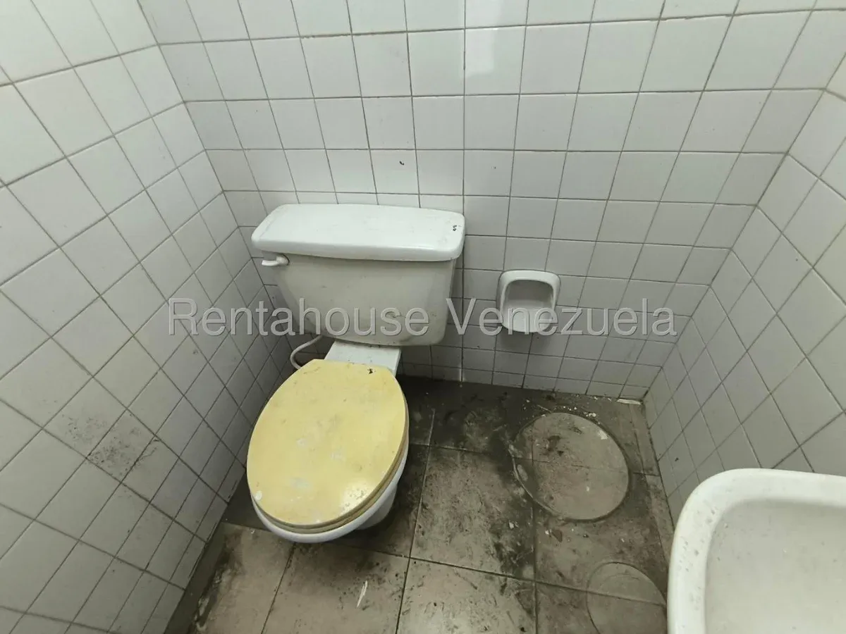 MLS #26-6900 LOCAL EN VENTA  - 2