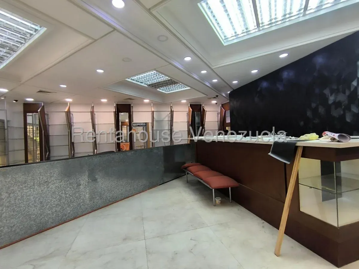 MLS #26-6900 LOCAL EN VENTA  - 8