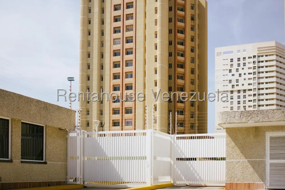 APARTAMENTO EN ALQUILER EN SECTOR DON BOSCO  - 9