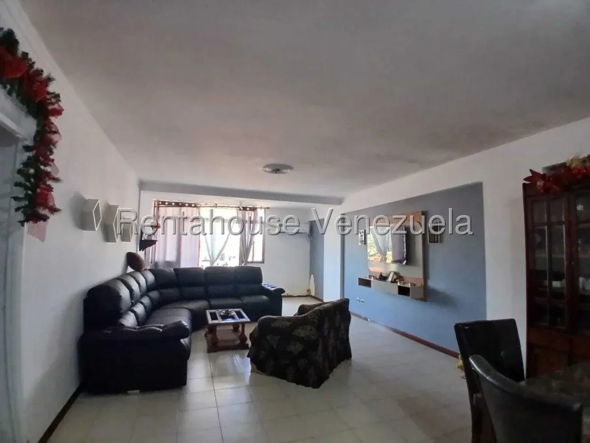 APARTAMENTO EN VENTA EN CECILIO ACOSTA - 4
