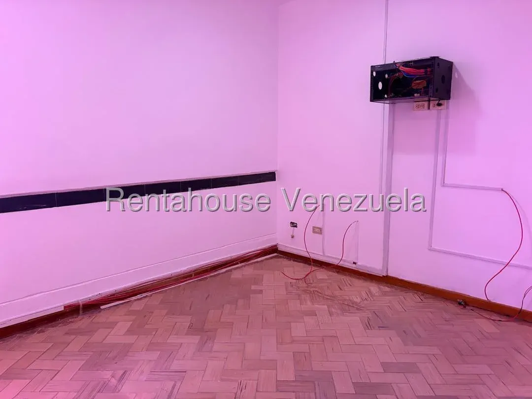OFICINA EN ALQUILER EN AVENIDA DR PORTILLO  - 7