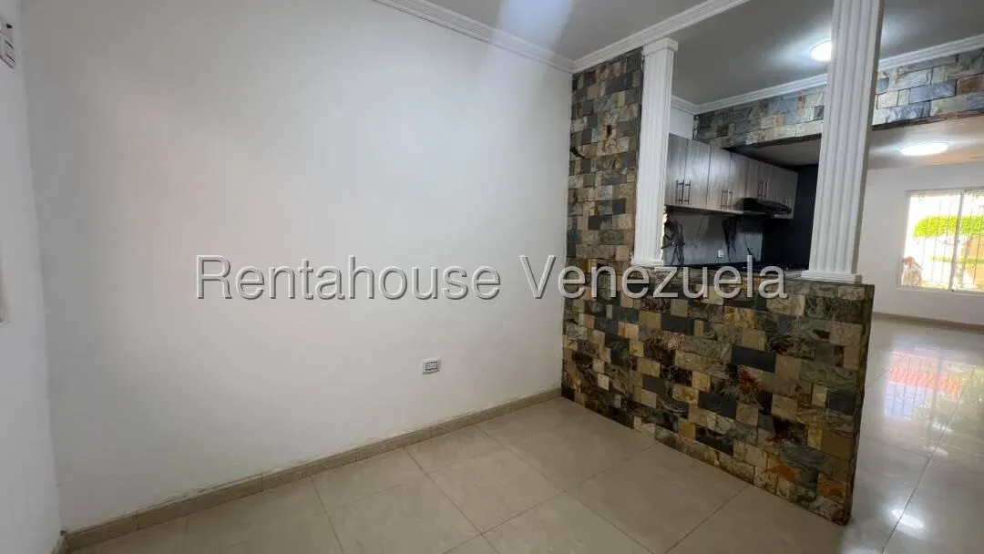 TOWNHOUSE EN VENTA EN CIRCUNVALACIÓN DOS - 4