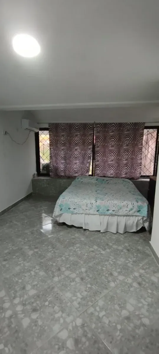 VENDO APTO. DUPLEX EN PLC DE 3H, 3B COCINA EQUPADA 1P/E CON PLAYA PRIVADA - 4