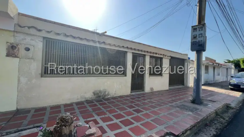 Casa en venta urb.Maranorte,primera etapa. Zona norte. 