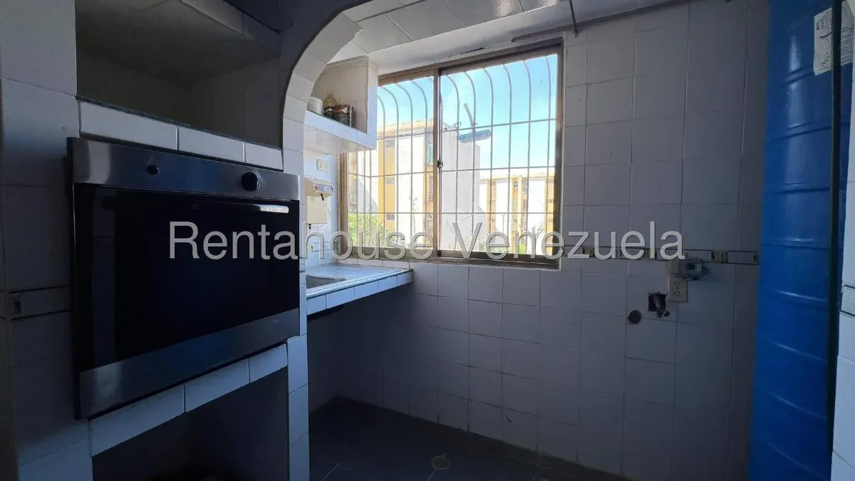 Amplio apartamento en venta Res El Cuji,zona norte, av Goajira, Maracaibo  - 10