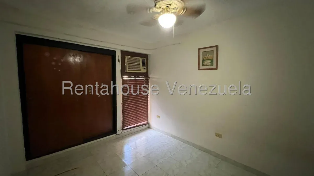 Amplio apartamento en venta Res El Cuji,zona norte, av Goajira, Maracaibo  - 15