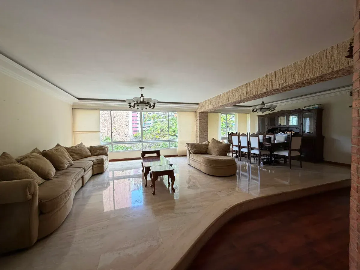 Clasico y espacioso Apartamento en el Parral, Valencia  - 3