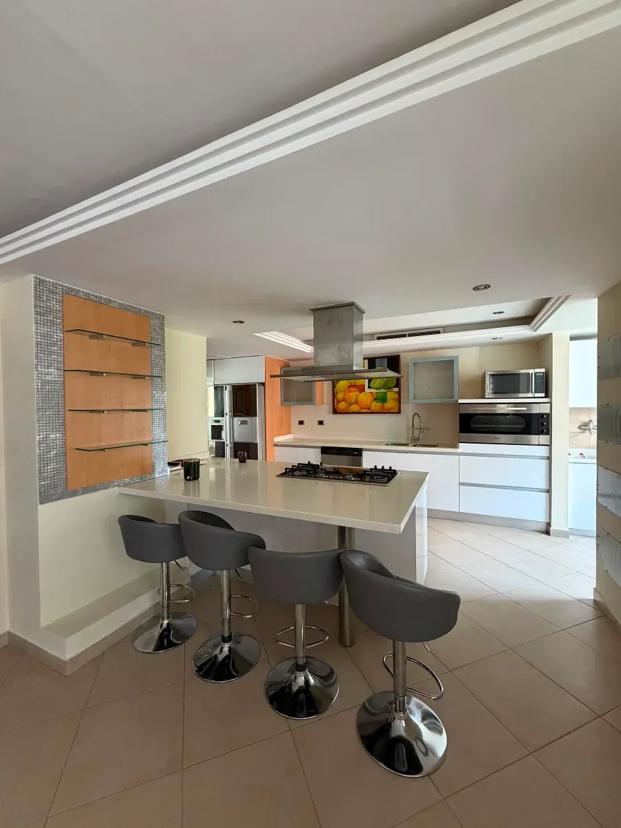 Clasico y espacioso Apartamento en el Parral, Valencia  - 5