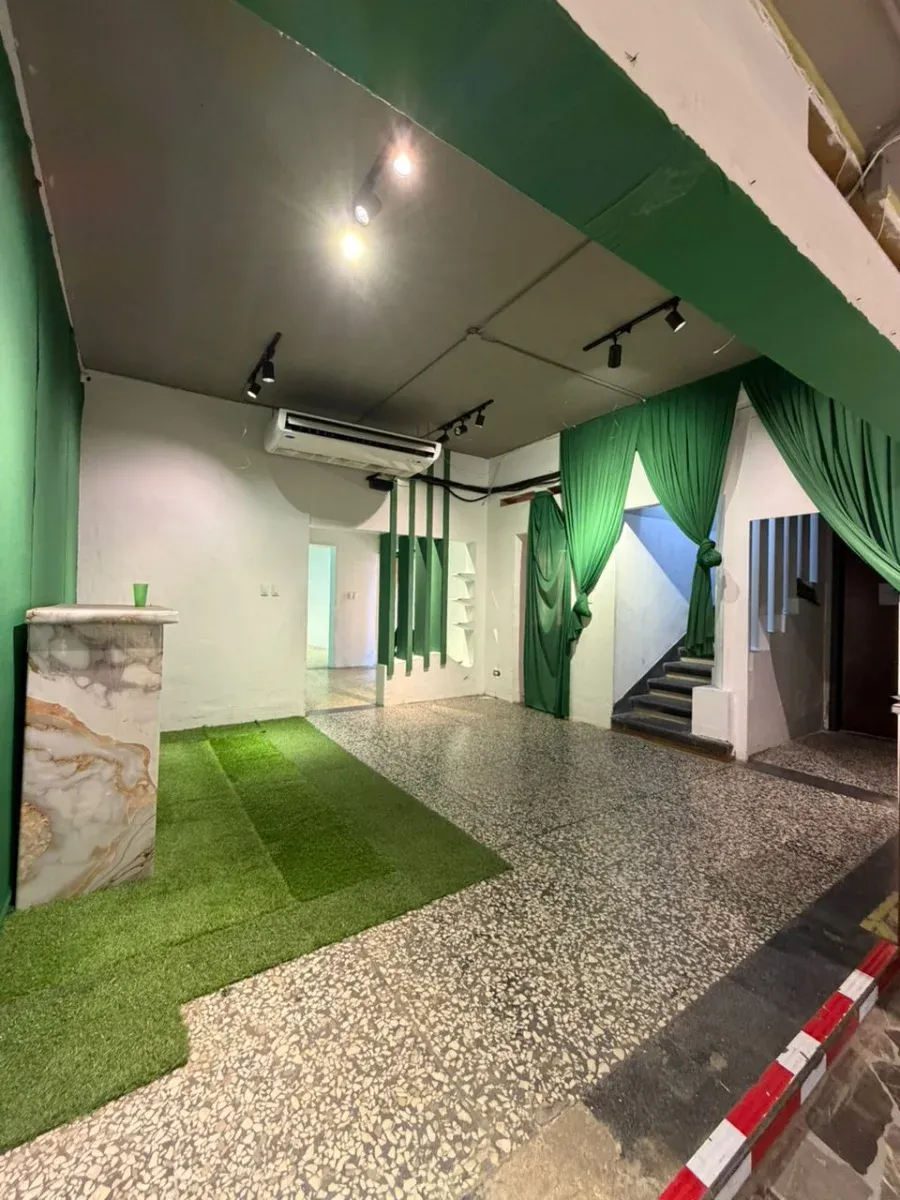 En venta exclusiva Casa Comercial - 5