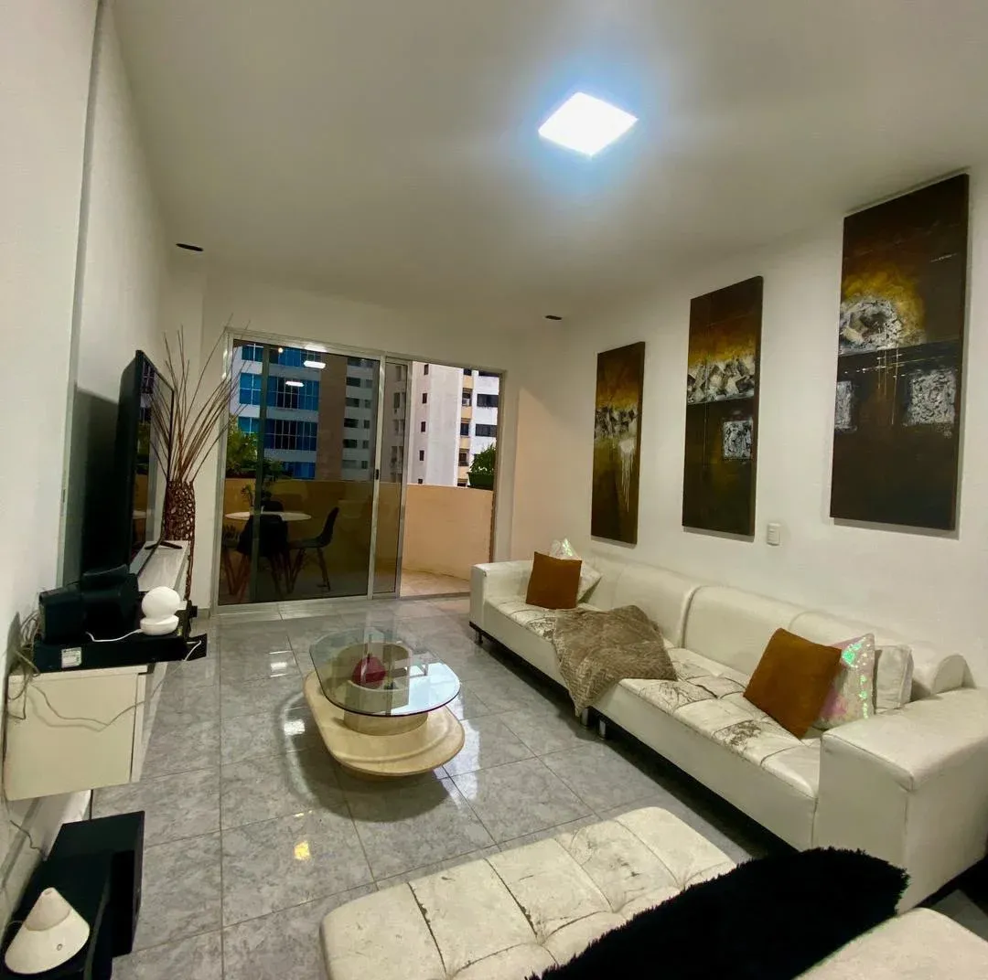 VENTA de Apartamento en Res. Retama .Ubicación Estratégica Sabana Larga - Prebo - 3