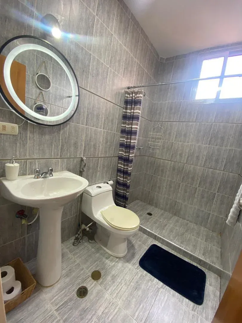 VENTA de Apartamento en Res. Retama .Ubicación Estratégica Sabana Larga - Prebo - 9