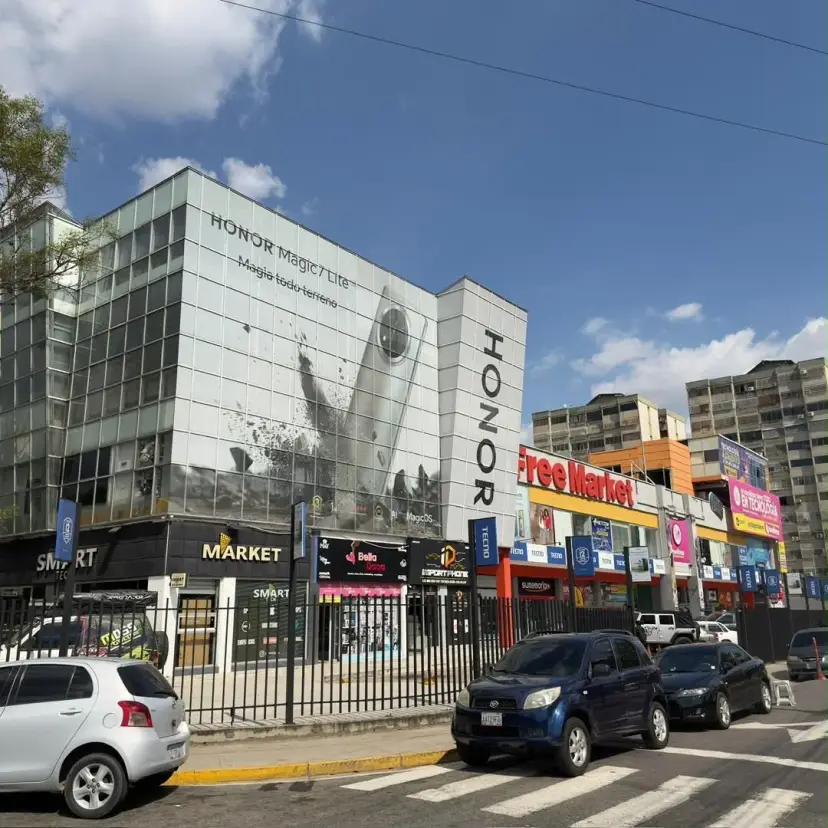 TU PRÓXIMO PUNTO COMERCIAL EN ALQUILER CC Freemarket. Naguanagua