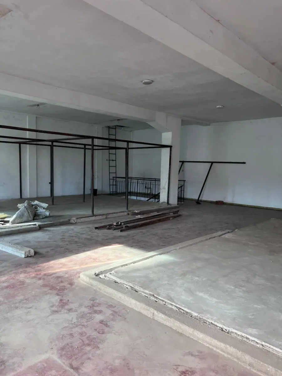 RENTABILIDAD | LOCAL COMERCIAL A PIE DE CALLE EN AV. BOLÍVAR NORTE - 7