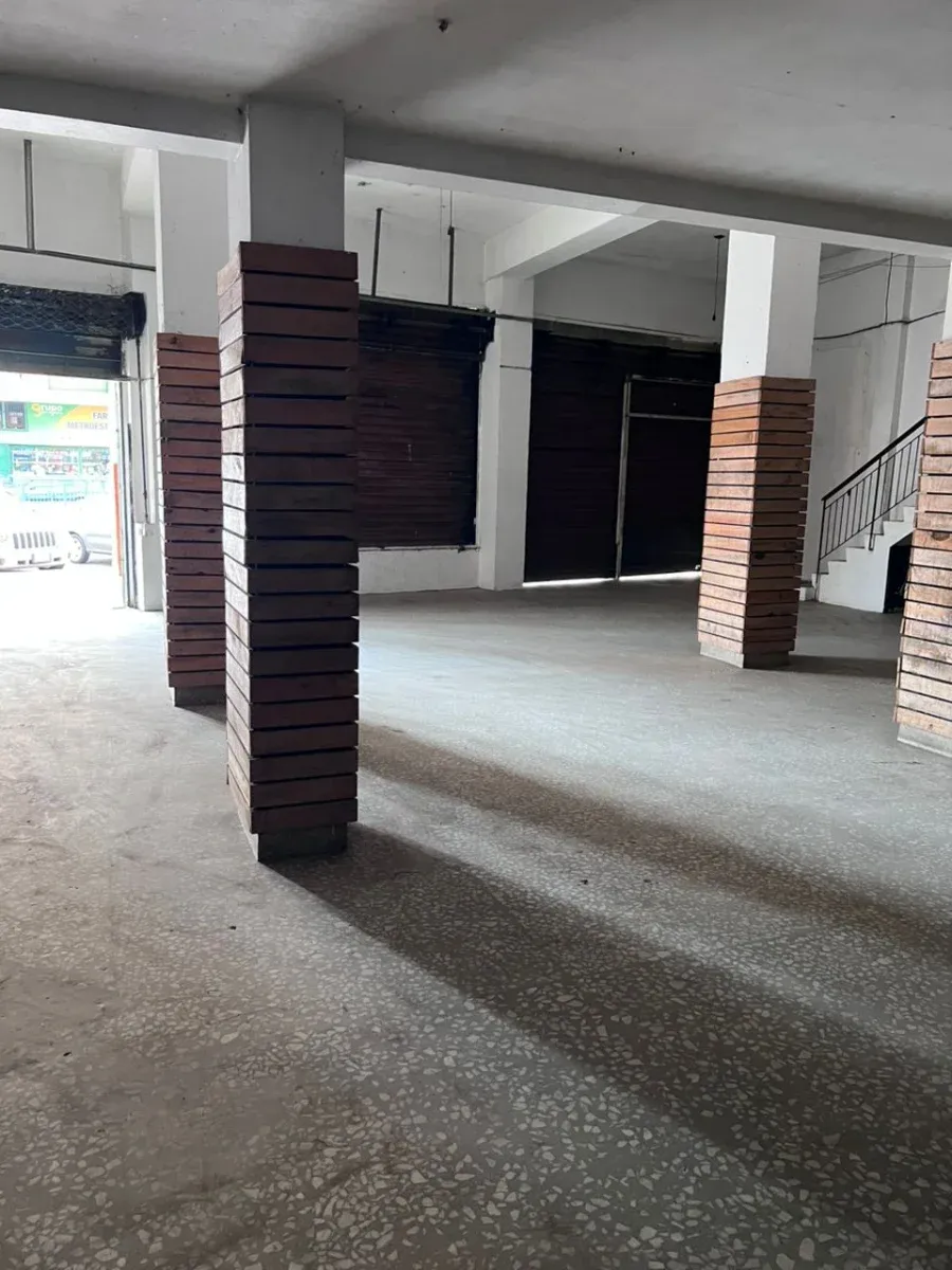 RENTABILIDAD | LOCAL COMERCIAL A PIE DE CALLE EN AV. BOLÍVAR NORTE - 9