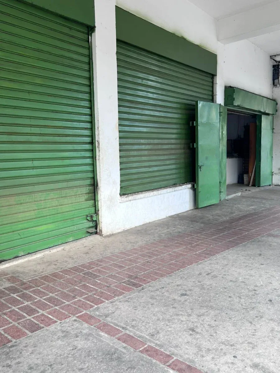 RENTABILIDAD | LOCAL COMERCIAL A PIE DE CALLE EN AV. BOLÍVAR NORTE - 10