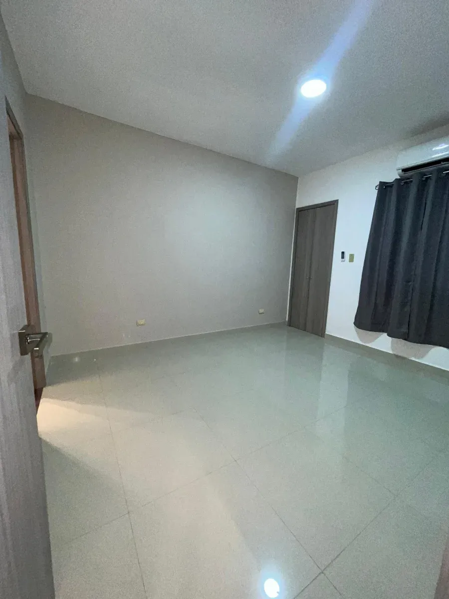 APARTAMENTO SIN AMOBLAR EN ALQUILER ⚜️ ​Urb. El Parral, Res. Chelsea Court Valencia Edo Carabobo  - 5