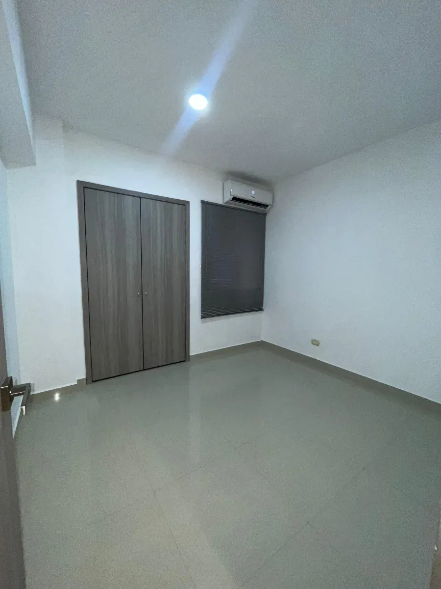 APARTAMENTO SIN AMOBLAR EN ALQUILER ⚜️ ​Urb. El Parral, Res. Chelsea Court Valencia Edo Carabobo  - 7