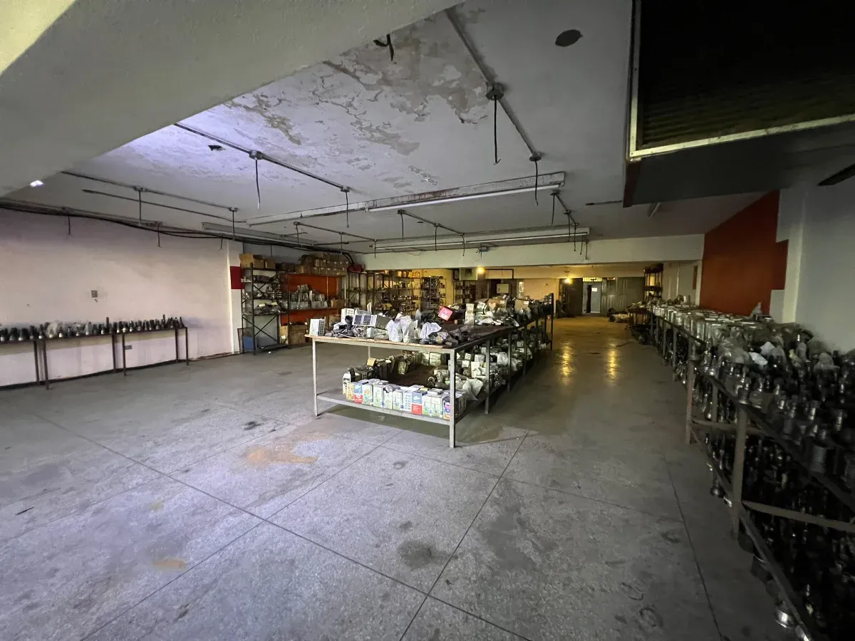 🏆 EN VENTA ESTRATÉGICO LOCAL COMERCIAL EN AV. ANDRÉS ELOY BLANCO (A PIE DE CALLE) - 5