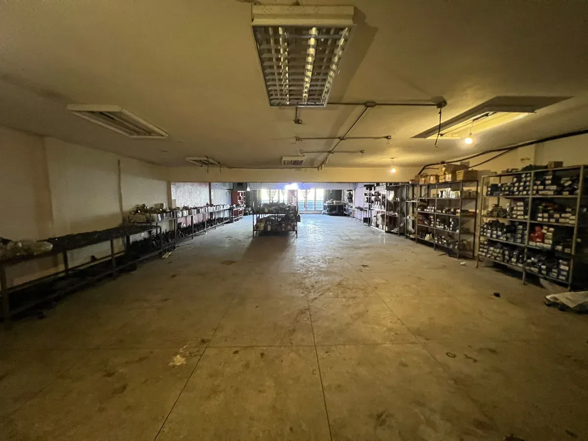 🏆 EN VENTA ESTRATÉGICO LOCAL COMERCIAL EN AV. ANDRÉS ELOY BLANCO (A PIE DE CALLE) - 8