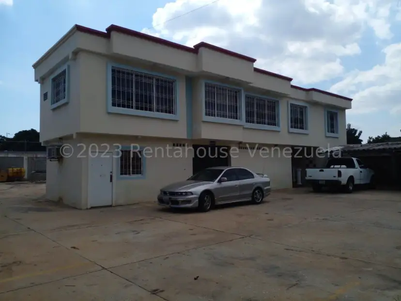 LOCAL COMERCIAL EN VENTA EN BARRIO LOS OLIVOS 