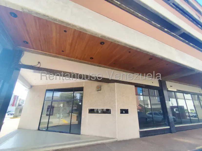 LOCAL COMERCIAL EN VENTA EN C.C. SALTO ANGEL 