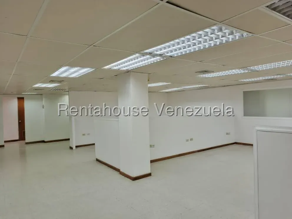OFICINA EN ALQUILER EN AVENIDA 5 DE JULIO  - 7