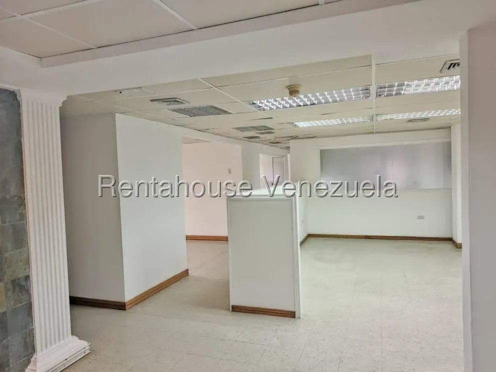 OFICINA EN ALQUILER EN AVENIDA 5 DE JULIO  - 10