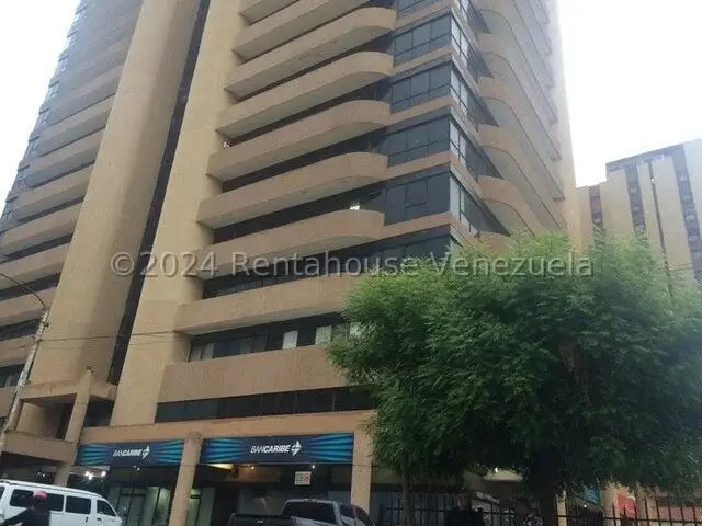 LOCAL COMERCIAL EN ALQUILER EN DOCTOR PORTILLO 