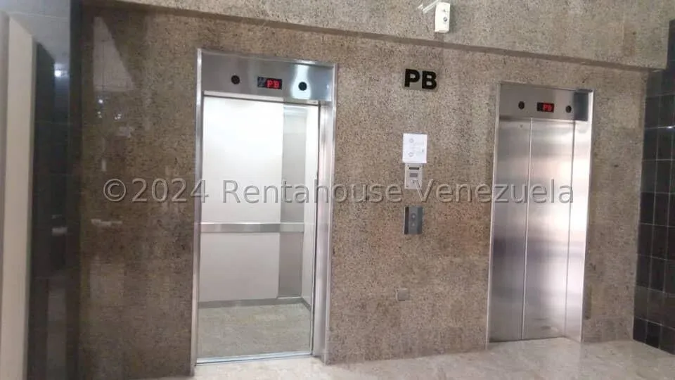 LOCAL COMERCIAL EN ALQUILER EN DOCTOR PORTILLO - 3