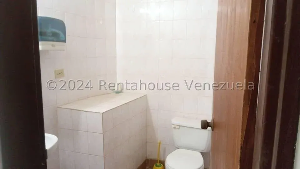 LOCAL COMERCIAL EN ALQUILER EN DOCTOR PORTILLO - 6