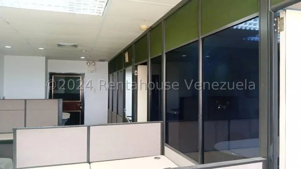 LOCAL COMERCIAL EN ALQUILER EN DOCTOR PORTILLO - 12