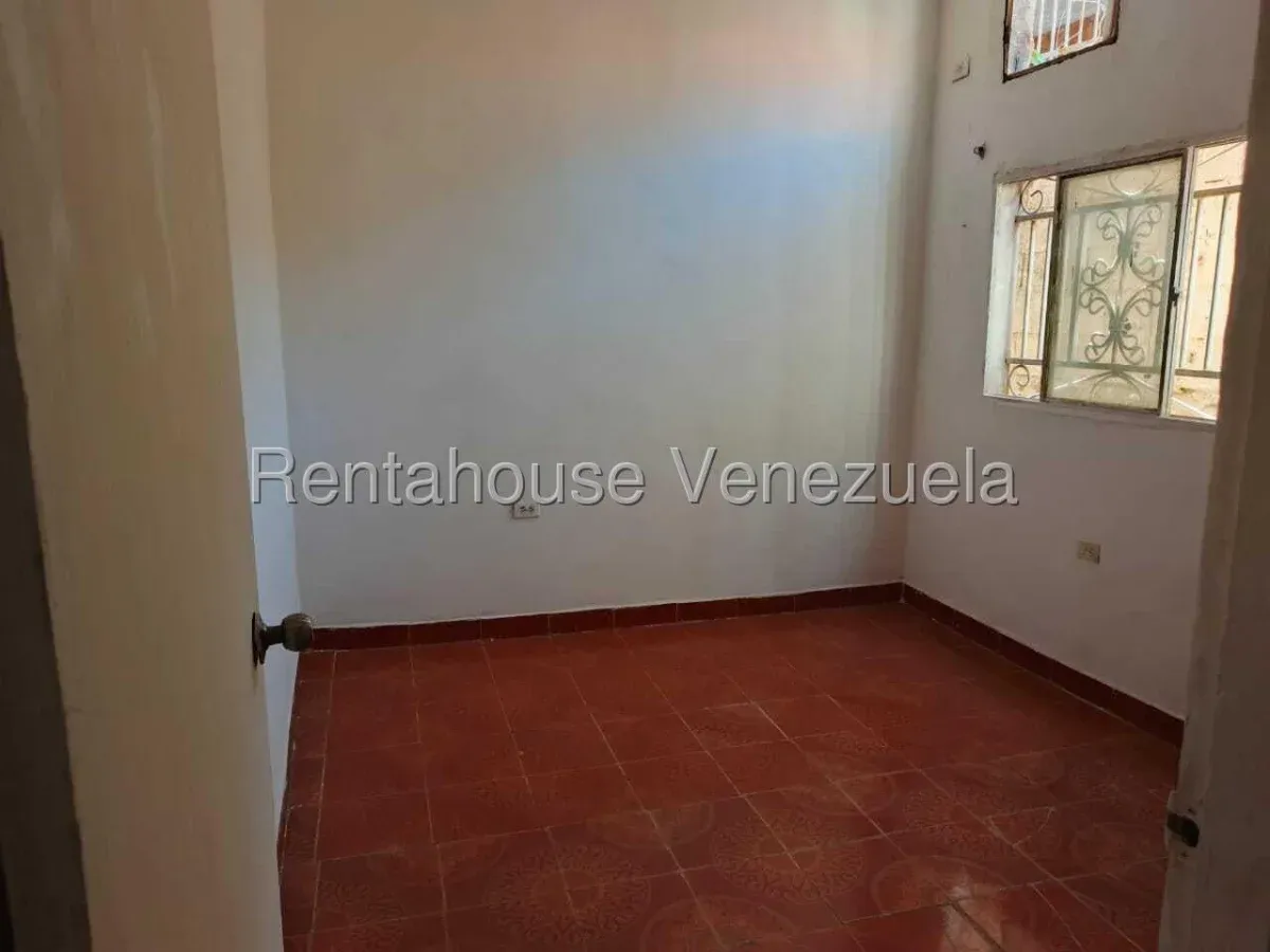 CASA EN ALQUILER EN SIERRA MAESTRA  - 7