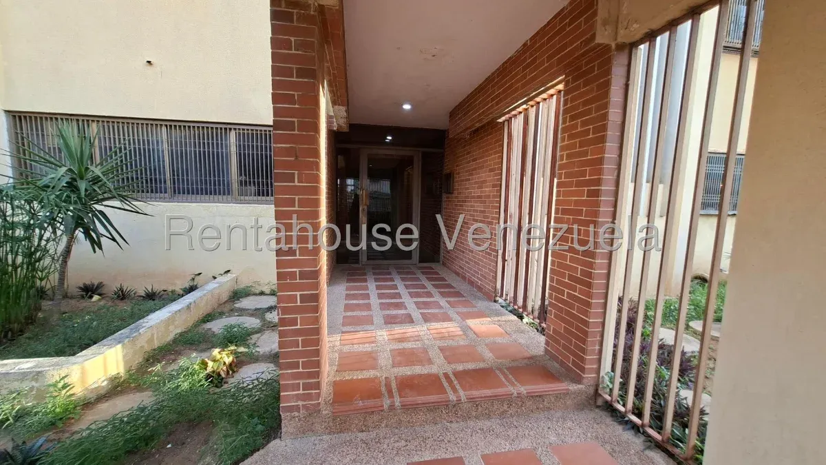 APARTAMENTO EN VENTA EN ZAPARA  - 3