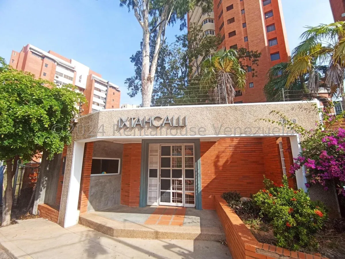 PENTHOUSE EN VENTA EN URBANIZACIÓN CREOLE 