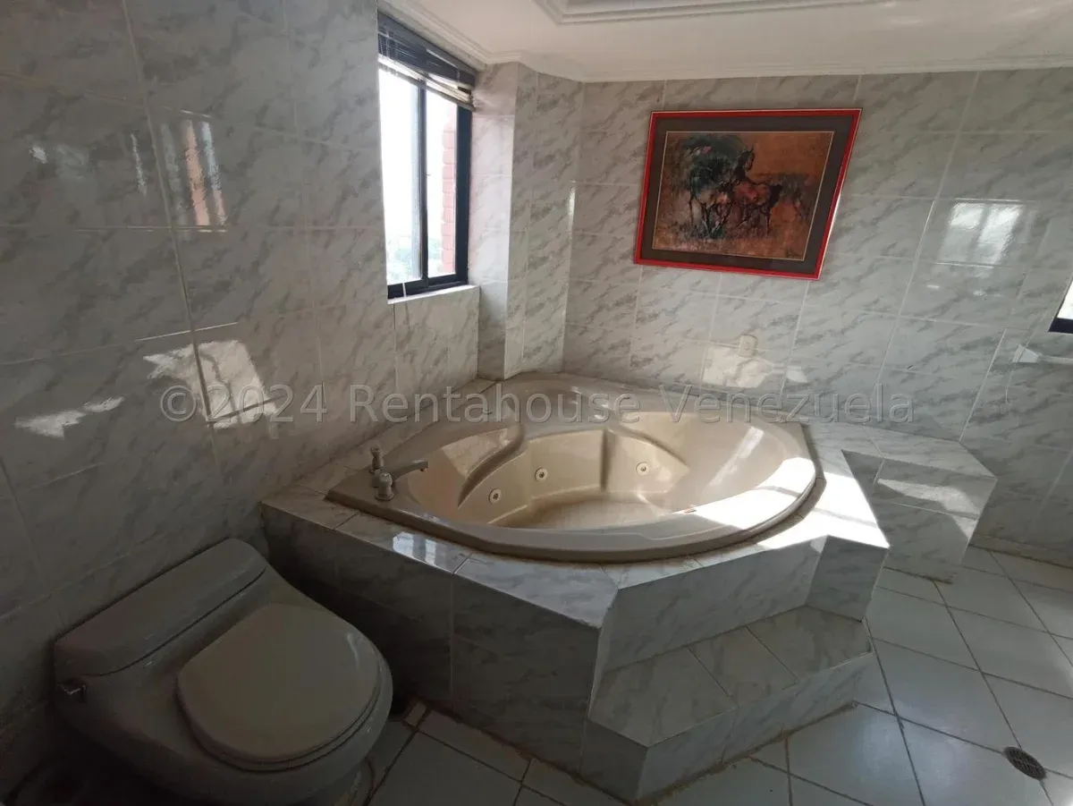 PENTHOUSE EN VENTA EN URBANIZACIÓN CREOLE  - 10