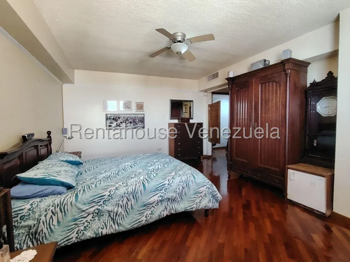 APARTAMENTO DE LUJO EN VENTA EN LA LAGO  - 13