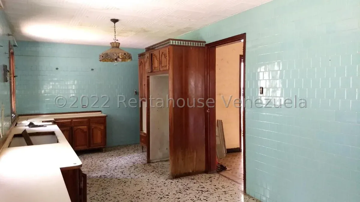 CASA EN VENTA EN AVENIDA BARALT - 9
