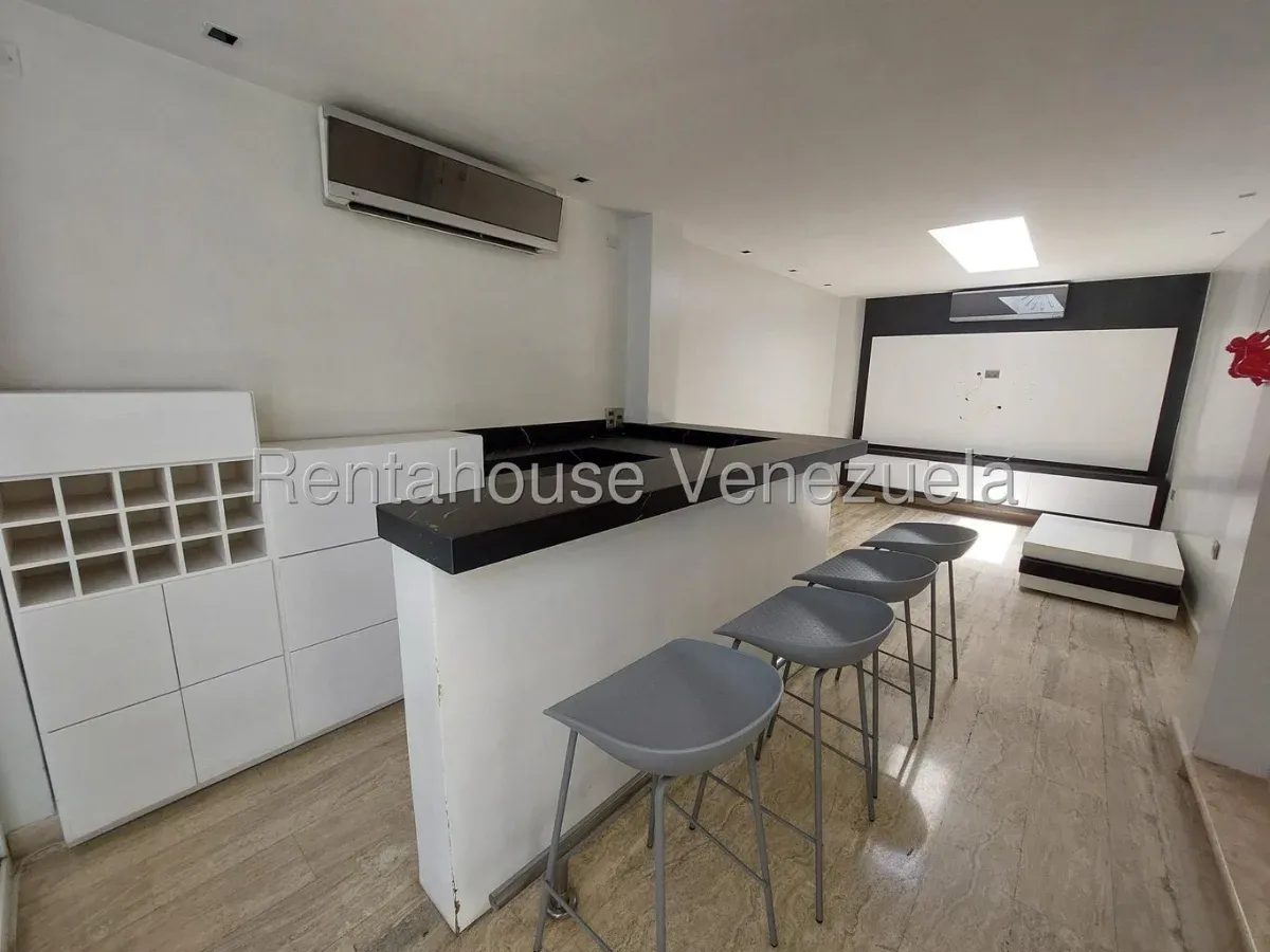TOWNHOUSE EN ALQUILER EN CANTACLARO - 8