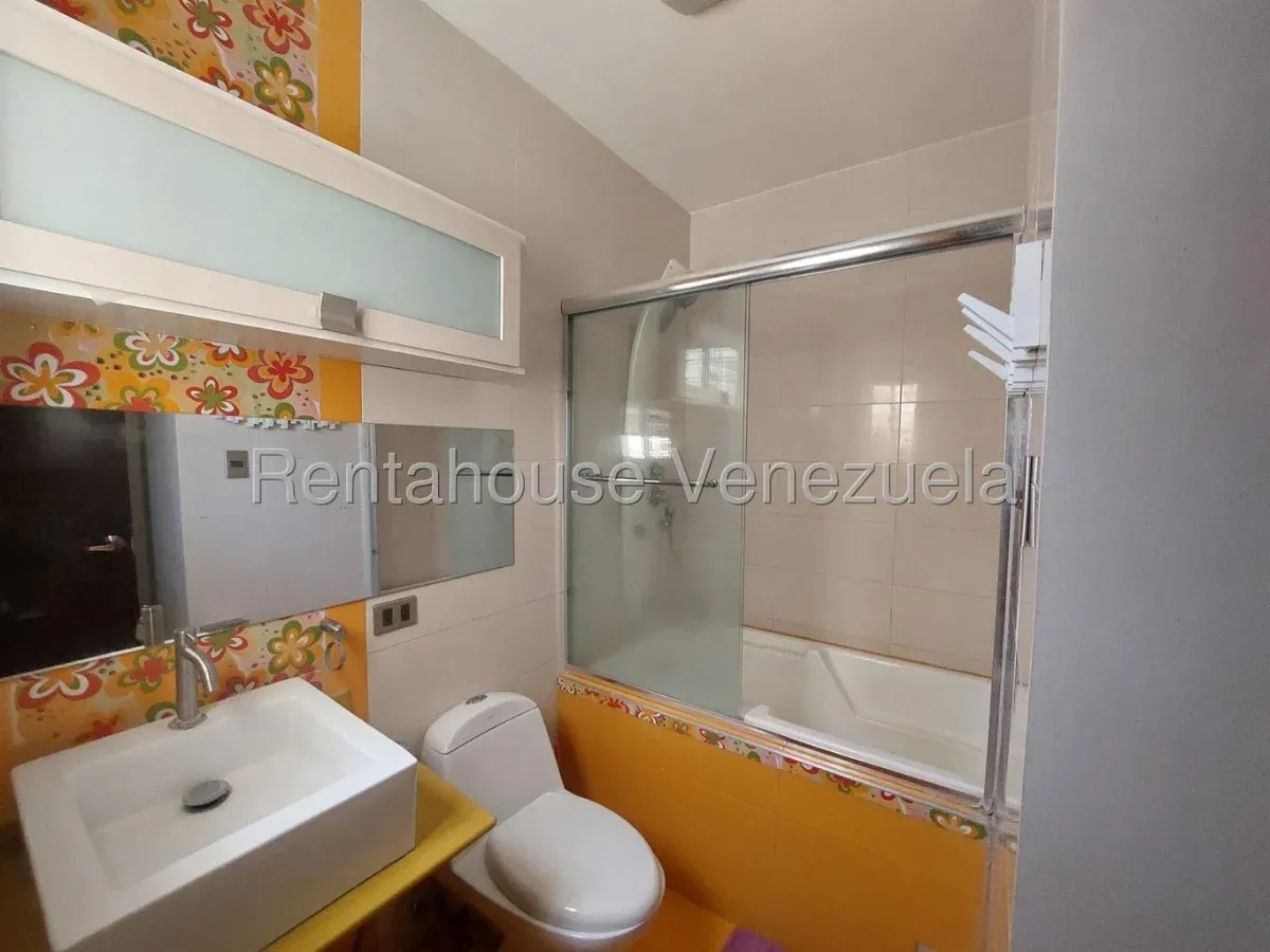 TOWNHOUSE EN ALQUILER EN CANTACLARO - 16
