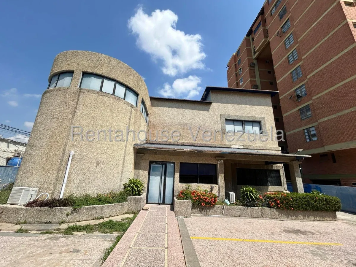 LOCAL COMERCIAL EN ALQUILER EN SECTOR PARAISO 