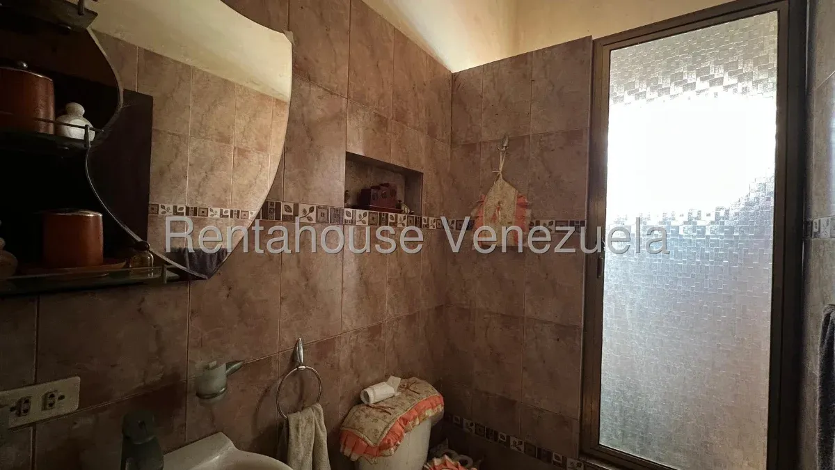 CASA EN VENTA EN URBANIZACIÓN CANAIMA - 8