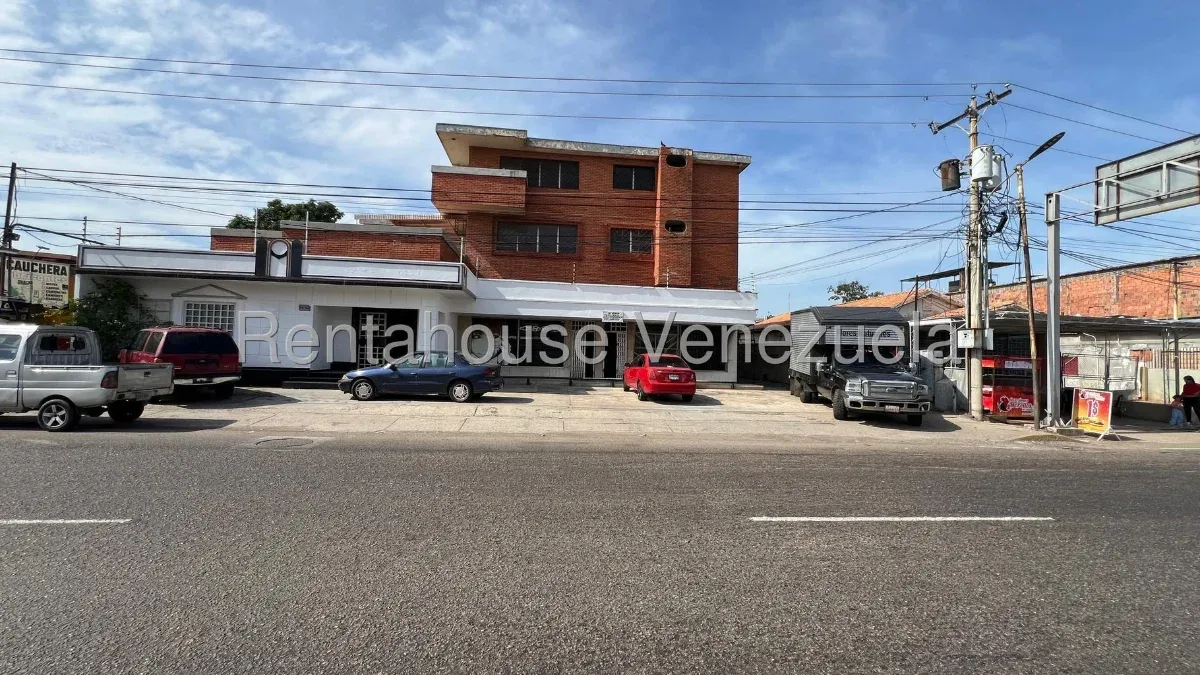 EDIFICIO EN VENTA EN AVENIDA LA LIMPIA  - 4