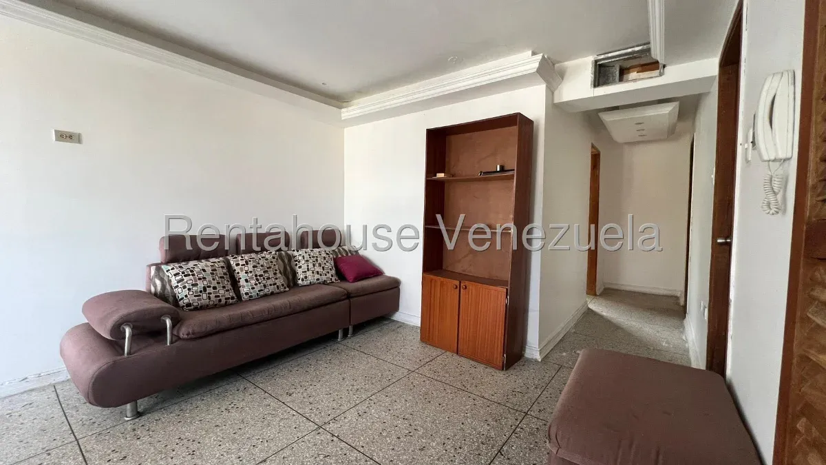 APARTAMENTO EN VENTA EN AVENIDA LA LIMPIA  - 4