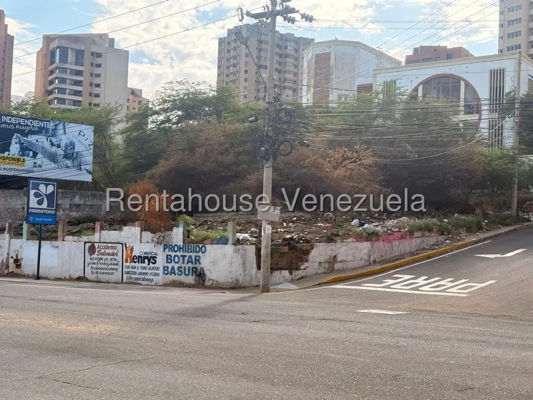 TERRENO EN VENTA EN LOS CERROS DE MARIN 