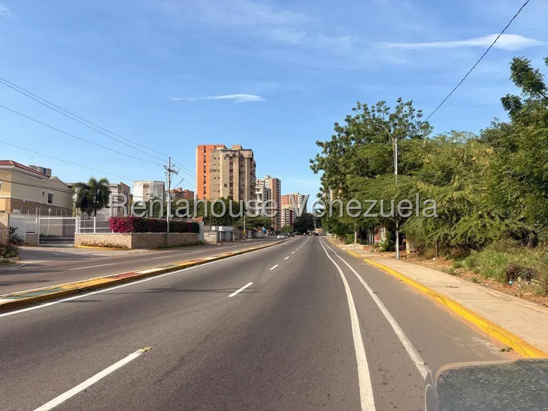TERRENO EN VENTA EN LOS CERROS DE MARIN  - 2