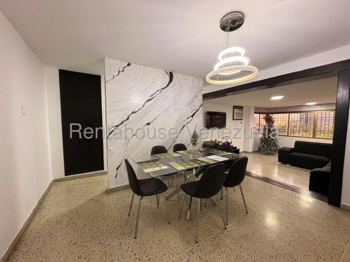 SE VENDE APARTAMENTO EN LA CIRCUNVALACION NRO DOS - 2