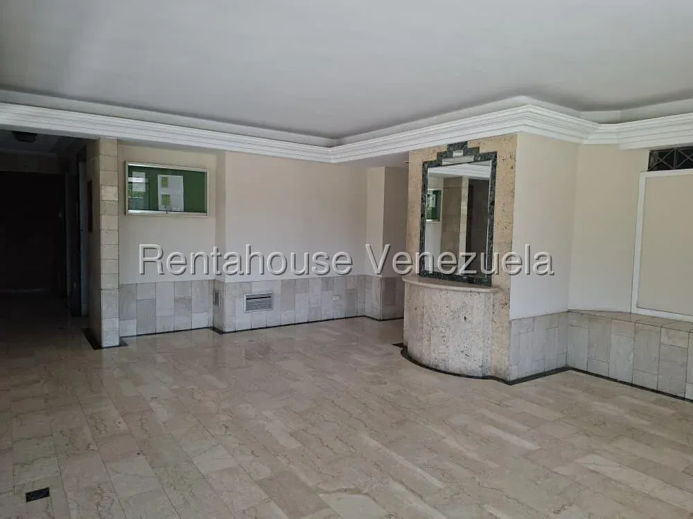 APARTAMENTO EN VENTA EN LOS OLIVOS - 3