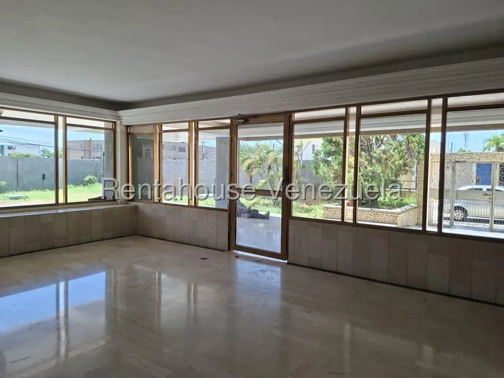 APARTAMENTO EN VENTA EN LOS OLIVOS - 4