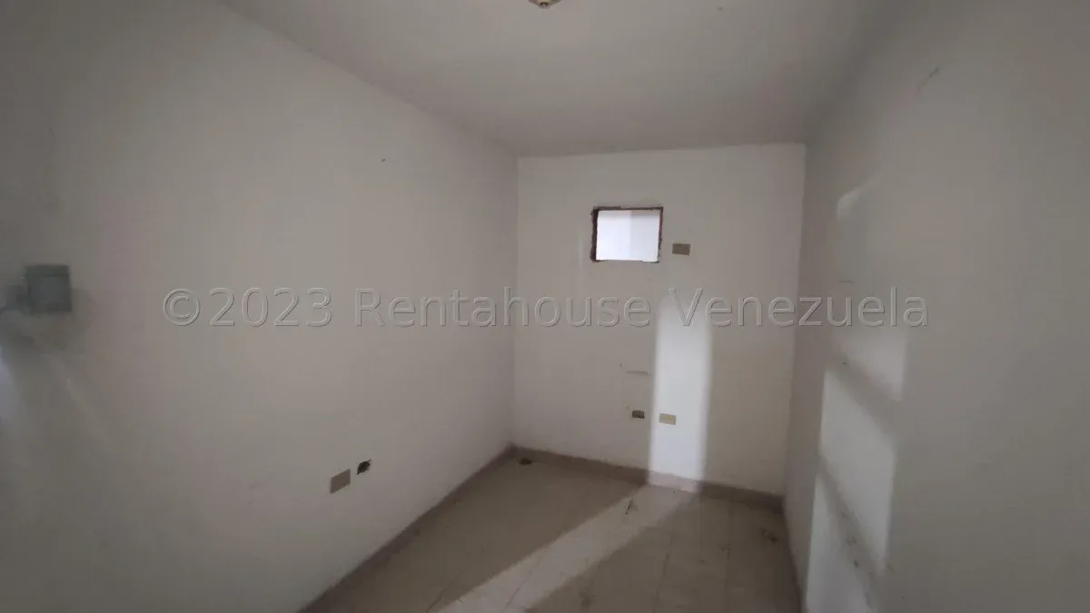 GALPÓN EN VENTA EN CIRCUNVALACION NRO UNO  - 15